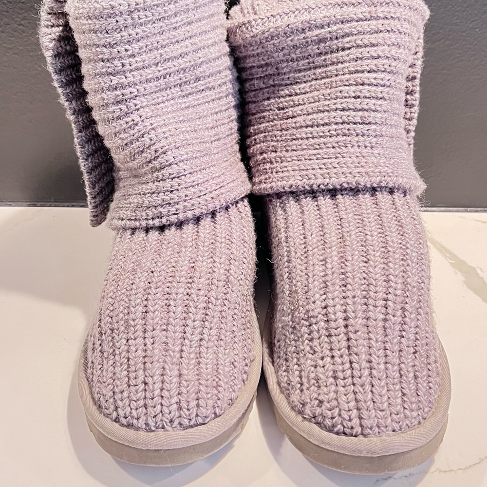 Uggs - Picture 2 of 3